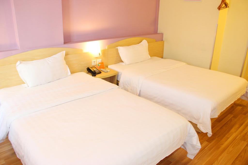 7Days Inn Heyuan Cultrual Palace Renren Le Экстерьер фото